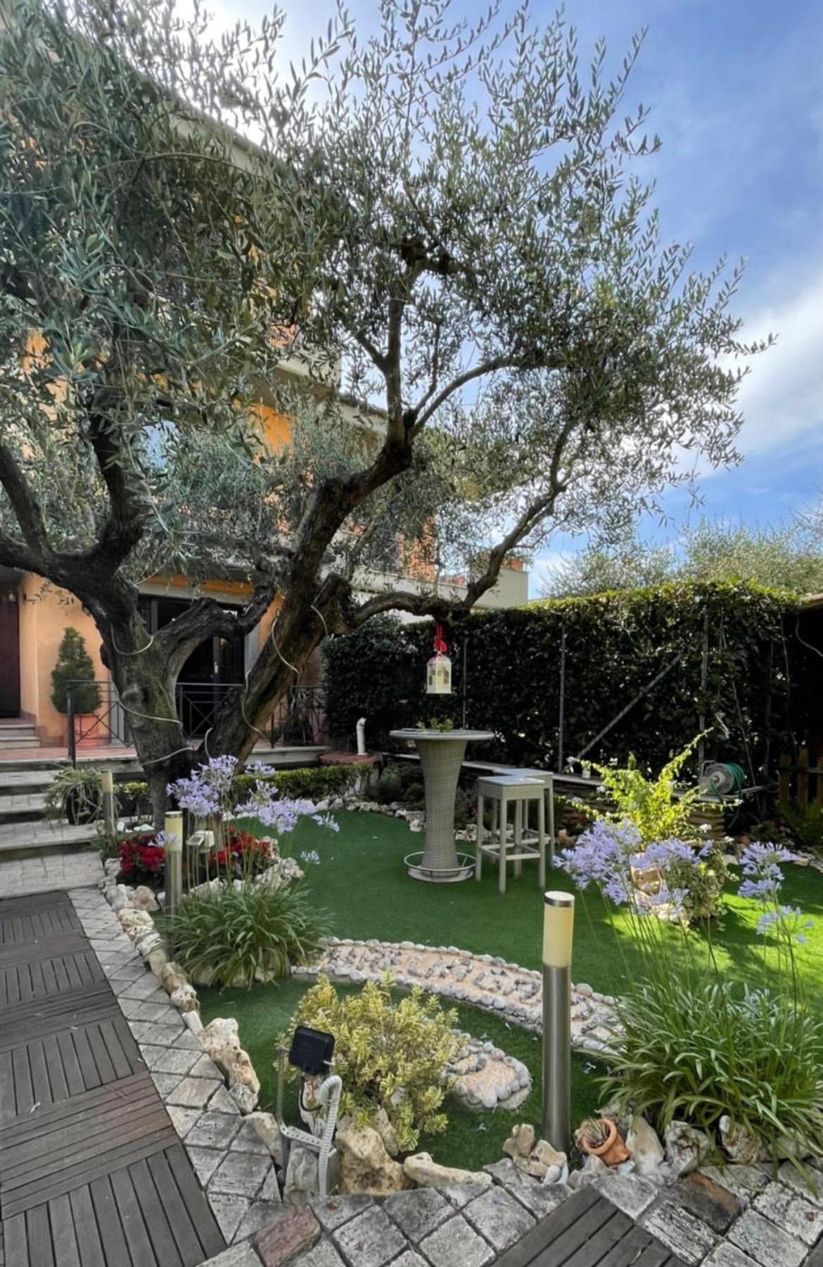 Aurelia Garden Gold B&B Roma Exterior foto